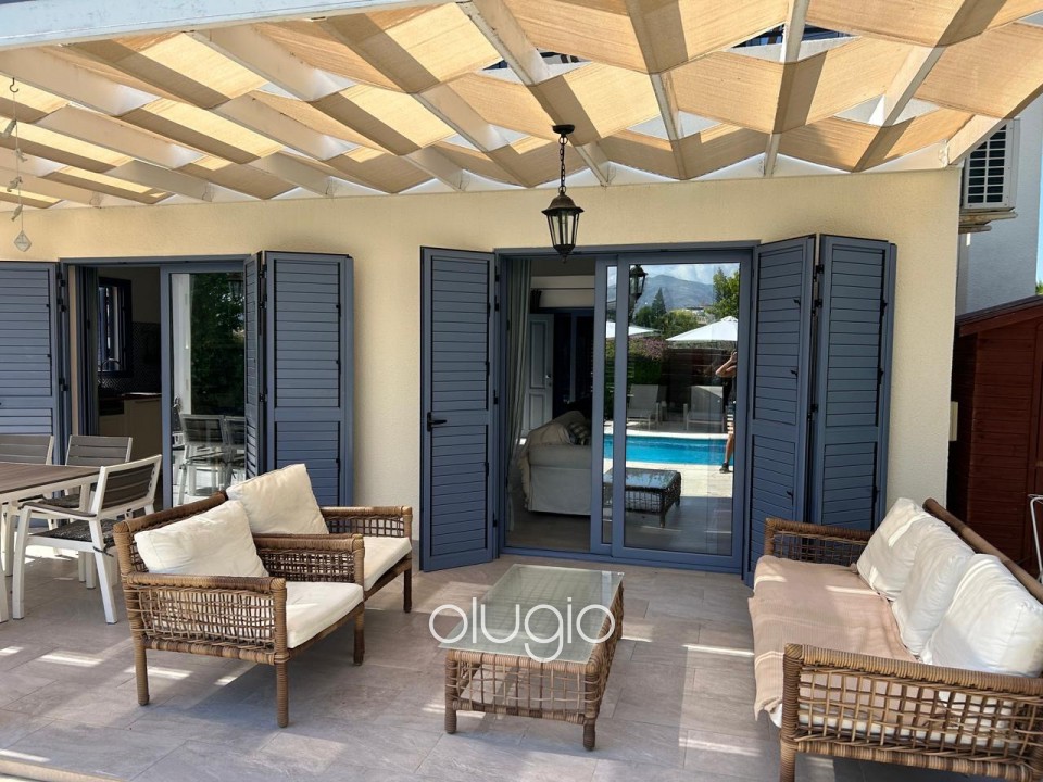 Detached Villa For Sale  in  Coral Bay