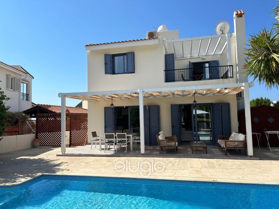 Detached Villa For Sale  in  Coral Bay