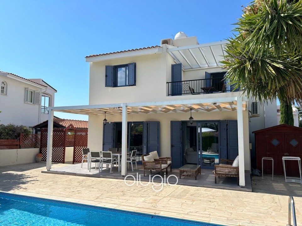 Detached Villa For Sale  in  Coral Bay