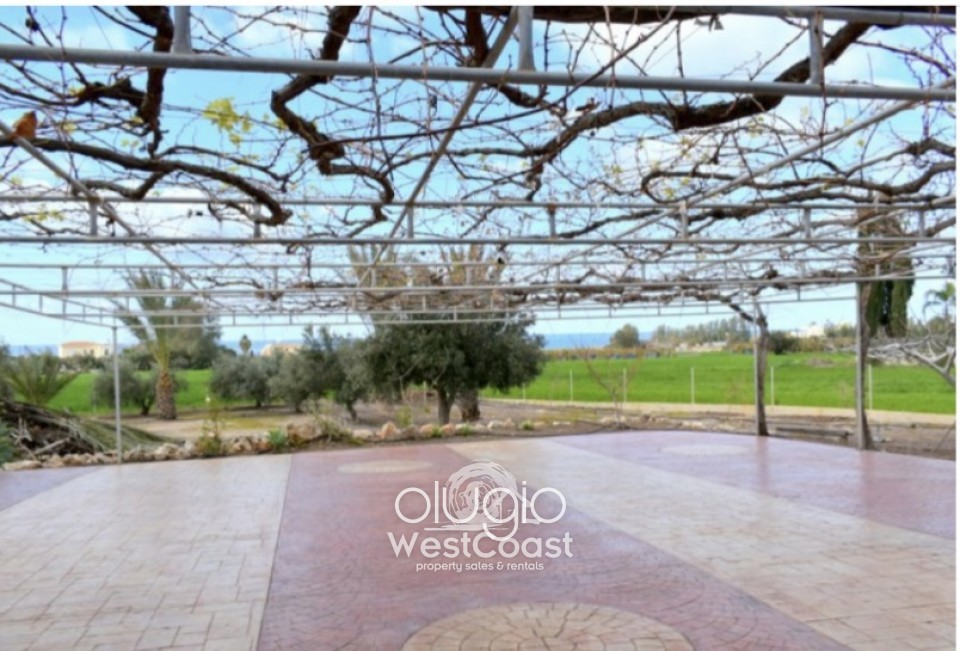 Bungalow For Sale  in  Sea Caves - St.George