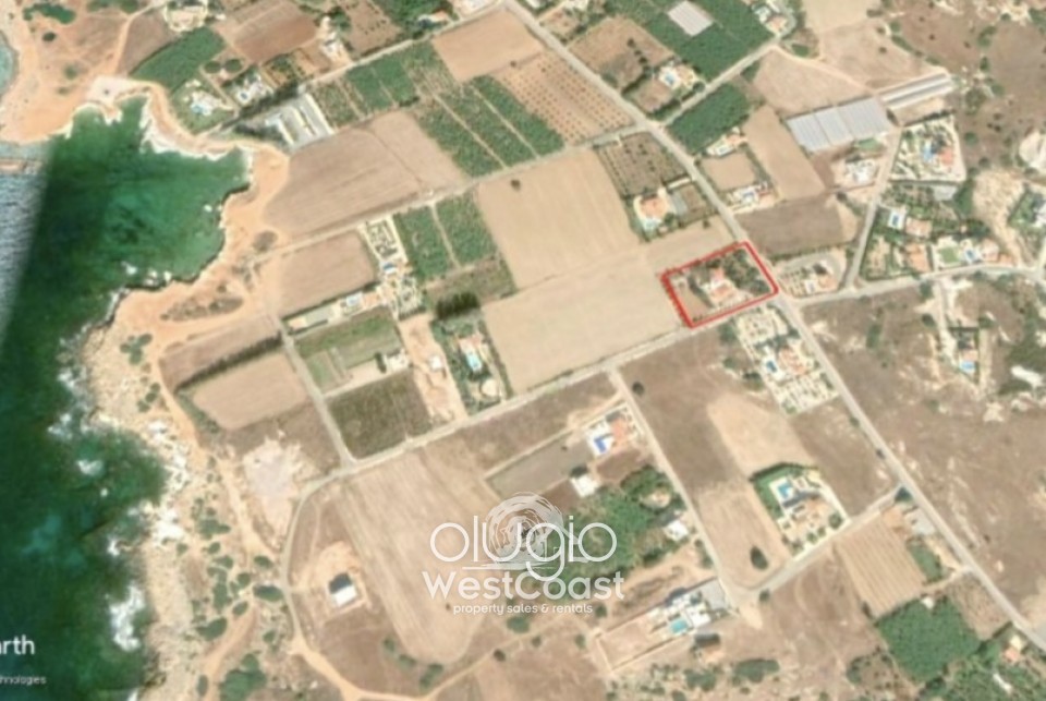 Bungalow For Sale  in  Sea Caves - St.George