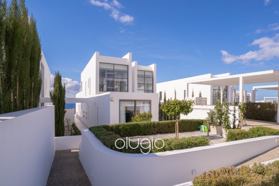Detached Villa For Sale  in  Sea Caves - St.George