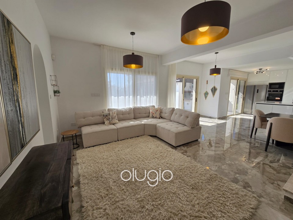 Detached Villa For Sale  in  Sea Caves - St.George