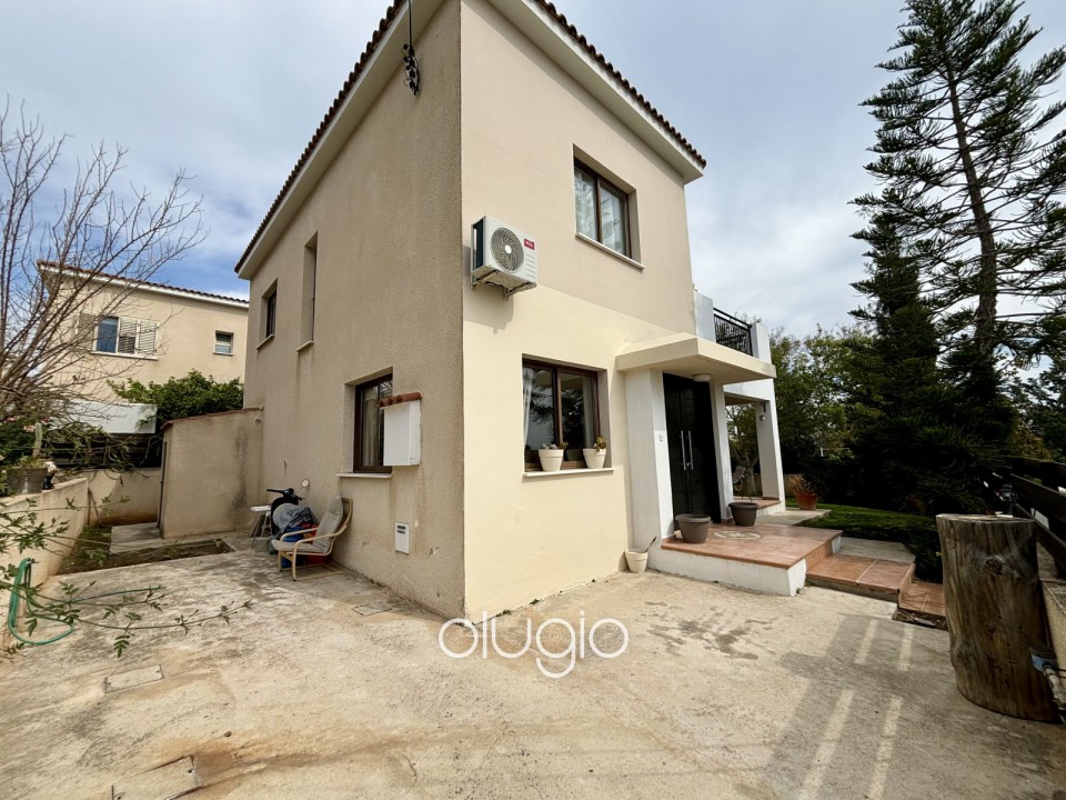 Detached Villa For Sale  in  Chloraka