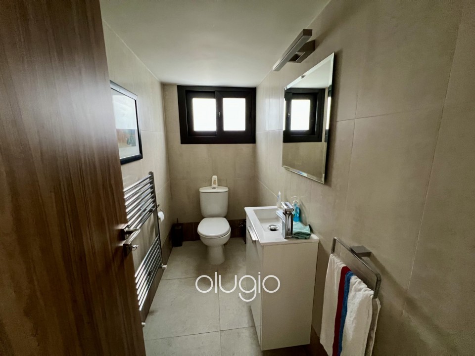 Detached Villa For Sale  in  Sea Caves - St.George