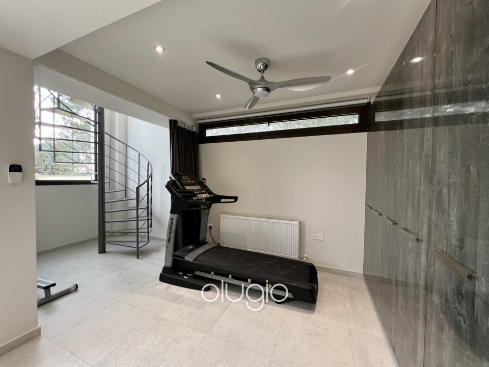 Detached Villa For Sale  in  Sea Caves - St.George