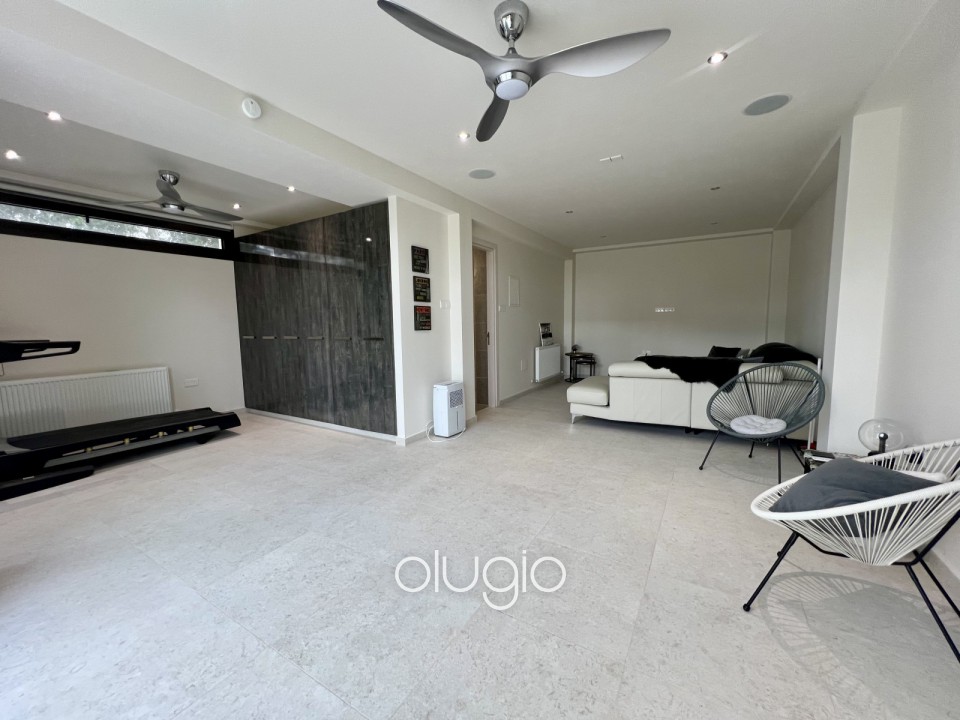 Detached Villa For Sale  in  Sea Caves - St.George