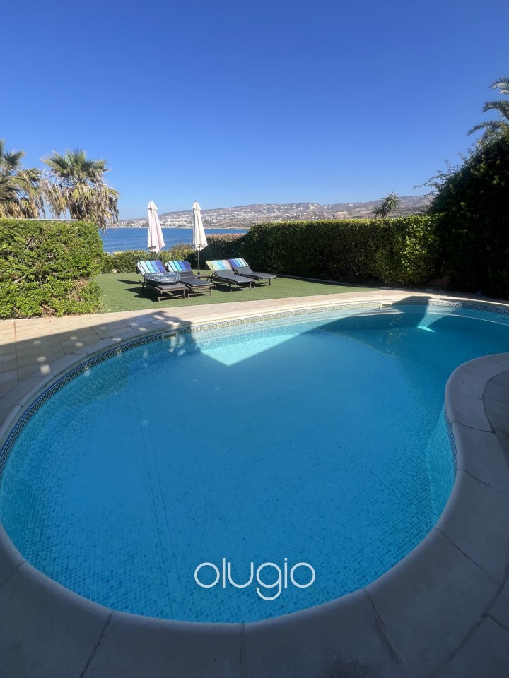Detached Villa For Sale  in  Kissonerga