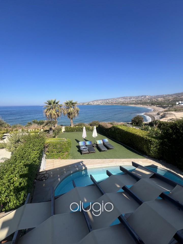 Detached Villa For Sale  in  Kissonerga