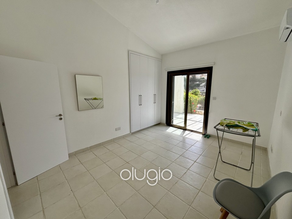 Bungalow For Sale  in  Kamares - Tala