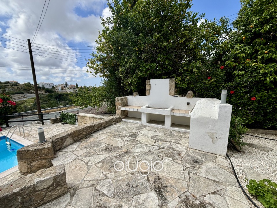 Bungalow For Sale  in  Kamares - Tala