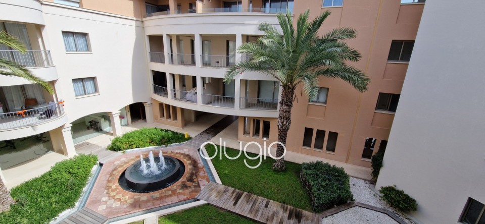 Apartment For Sale  in  Tombs of the Kings