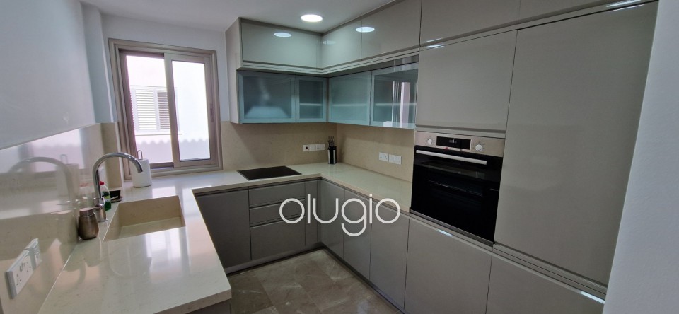 Apartment For Sale  in  Tombs of the Kings