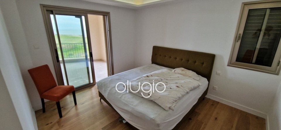 Apartment For Sale  in  Tombs of the Kings