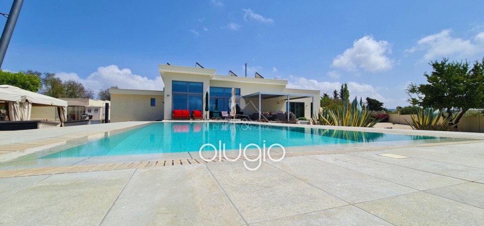 Detached Villa For Sale  in  Pano Arodes