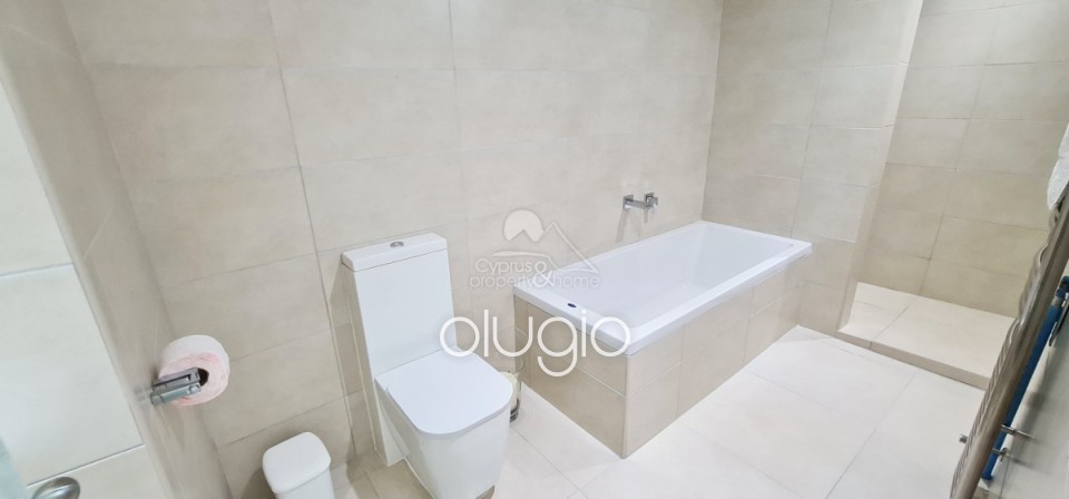 Detached Villa For Sale  in  Pano Arodes