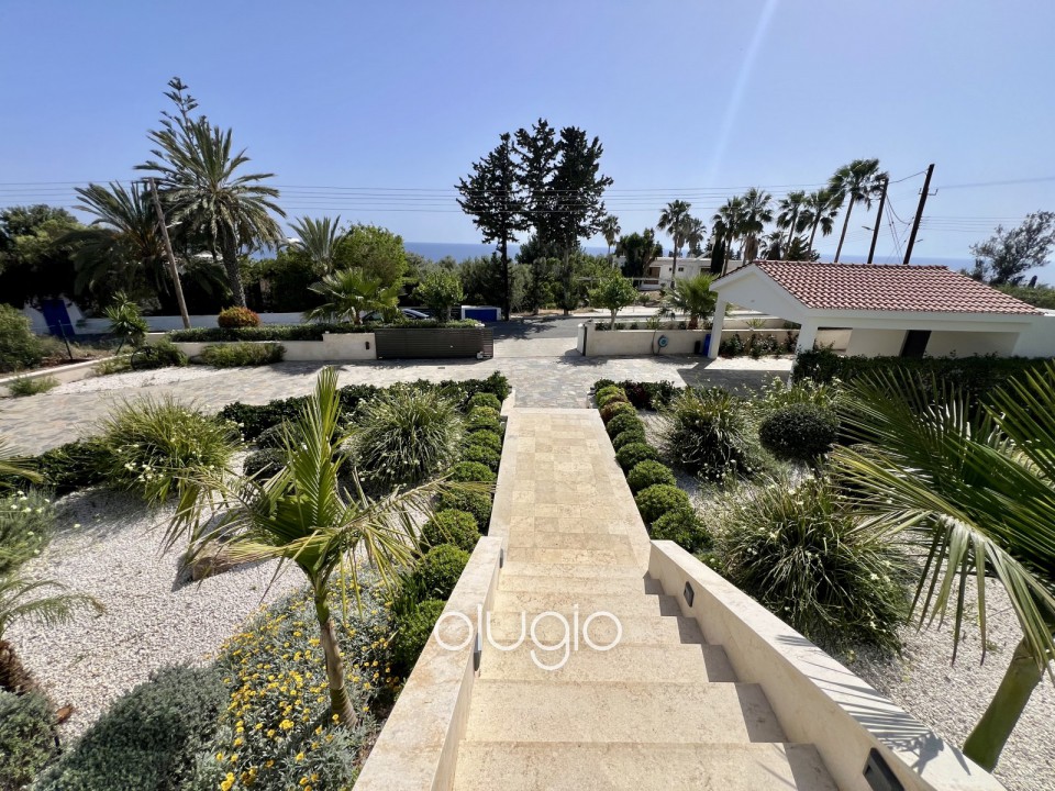 Detached Villa For Sale  in  Sea Caves - St.George
