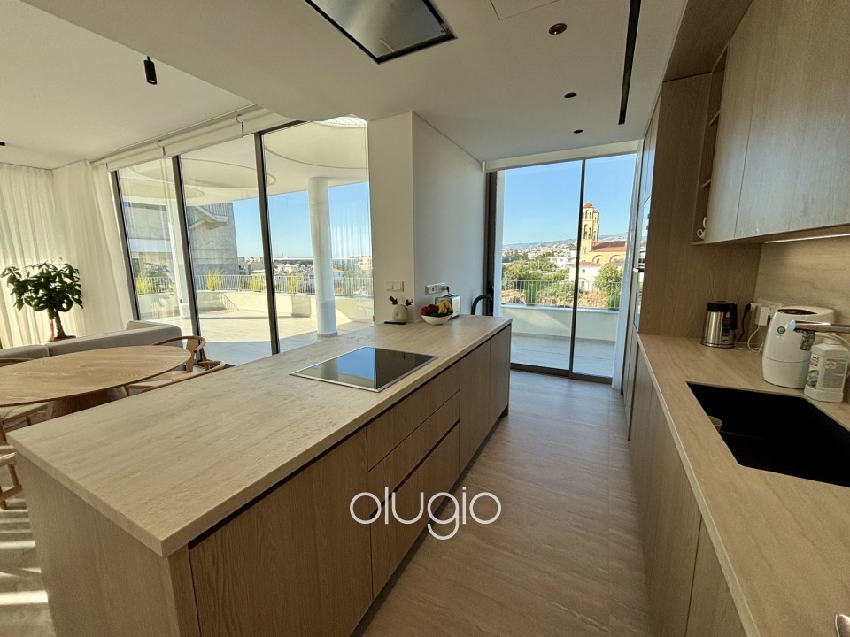 Penthouse For Sale  in  Kato Paphos
