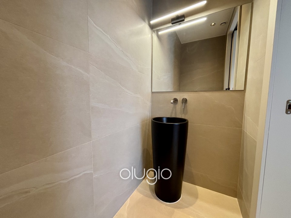 Penthouse For Sale  in  Kato Paphos