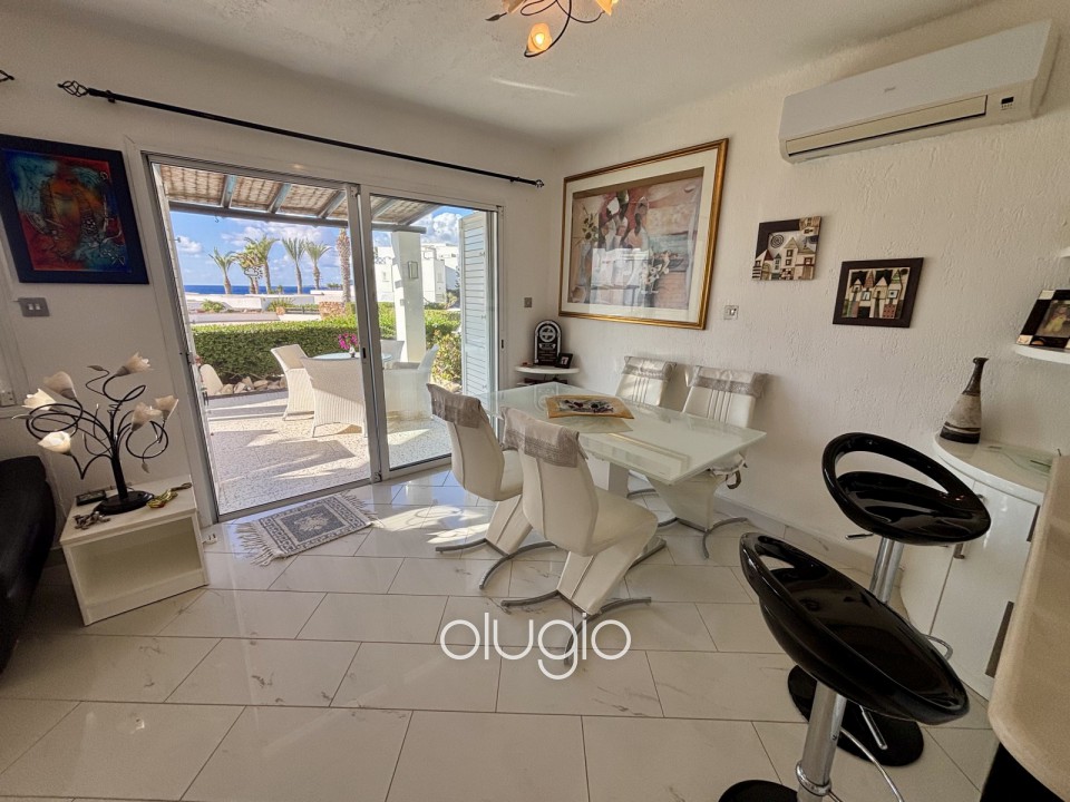 Detached Villa For Sale  in  Chloraka