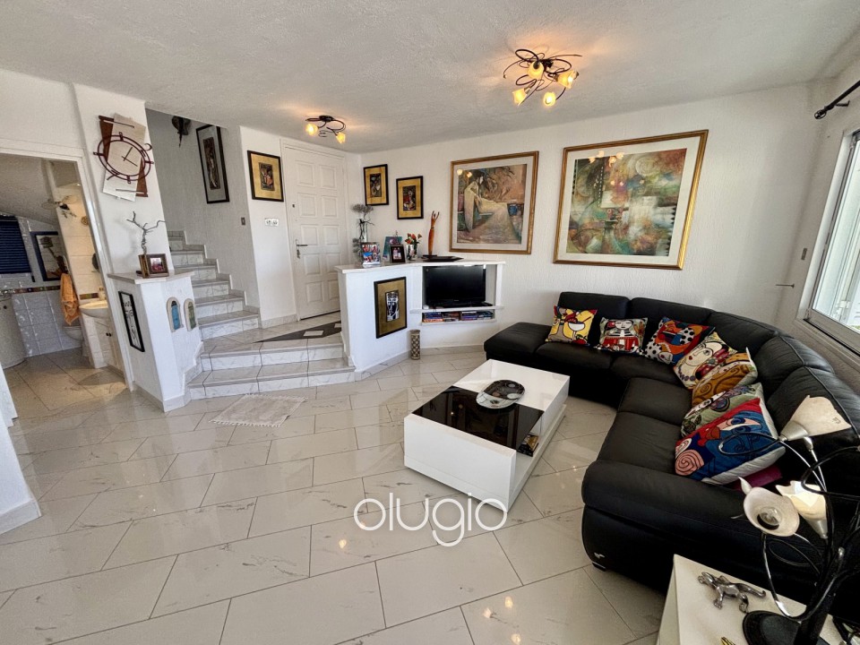 Detached Villa For Sale  in  Chloraka