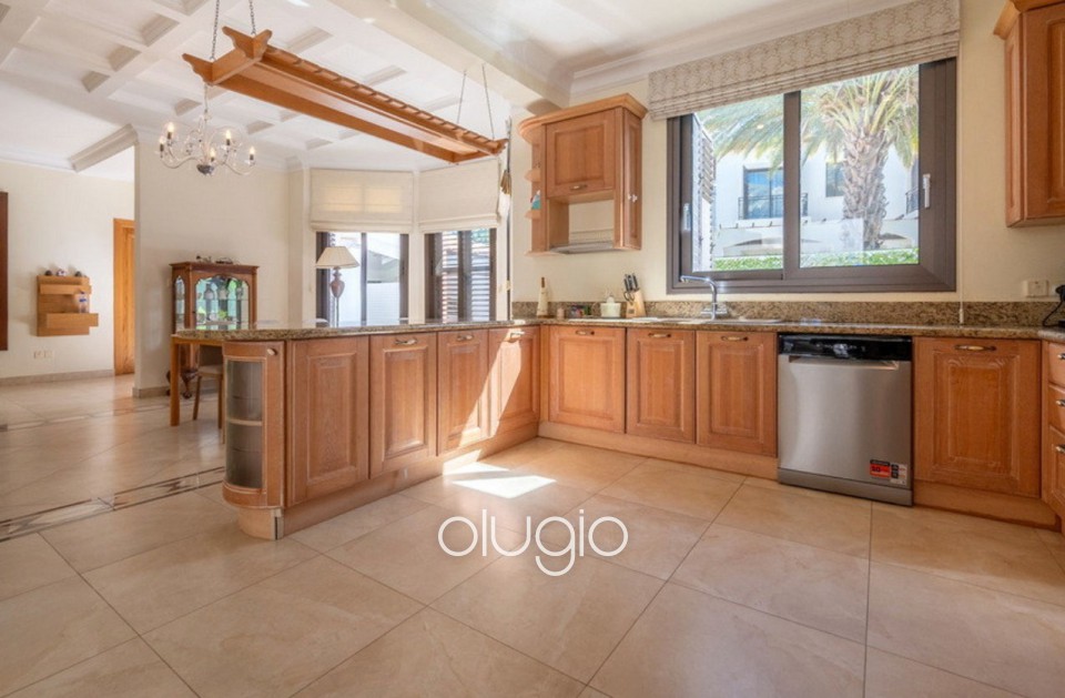 Detached Villa For Sale  in  Latchi
