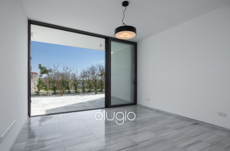Detached Villa For Sale  in  Exo Vrisi