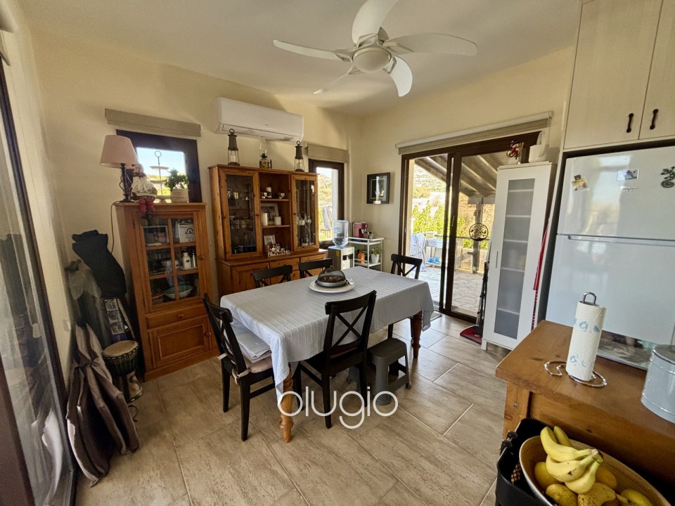 Detached Villa For Sale  in  Peristerona