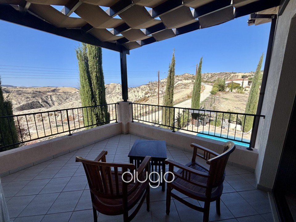 Detached Villa For Sale  in  Peristerona