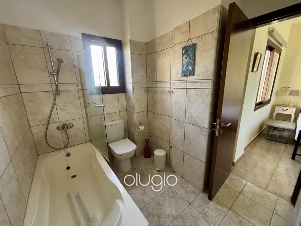 Detached Villa For Sale  in  Peristerona