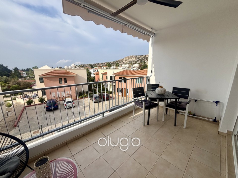 Apartment For Sale  in  Peyia