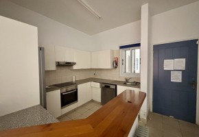 Apartment For Sale in Kato Paphos