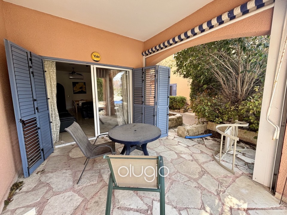 Apartment For Sale in Kato Paphos