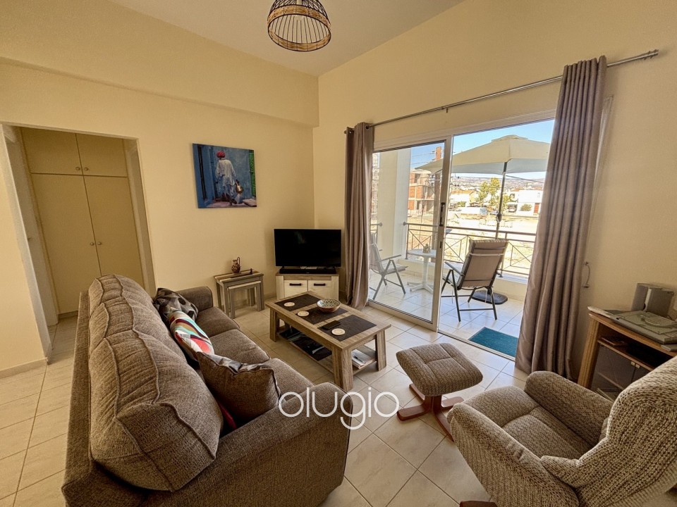 Apartment For Sale in Chloraka