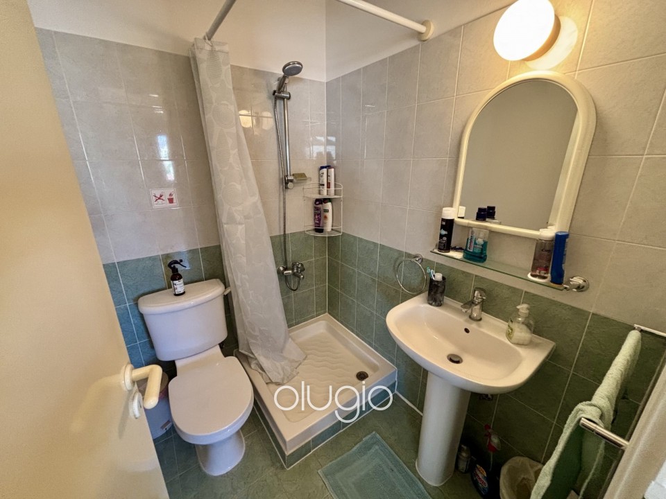 Apartment For Sale in Chloraka