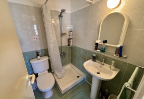 Apartment For Sale in Chloraka