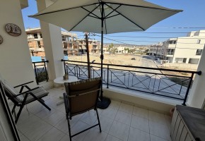 Apartment For Sale in Chloraka
