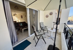 Apartment For Sale in Chloraka