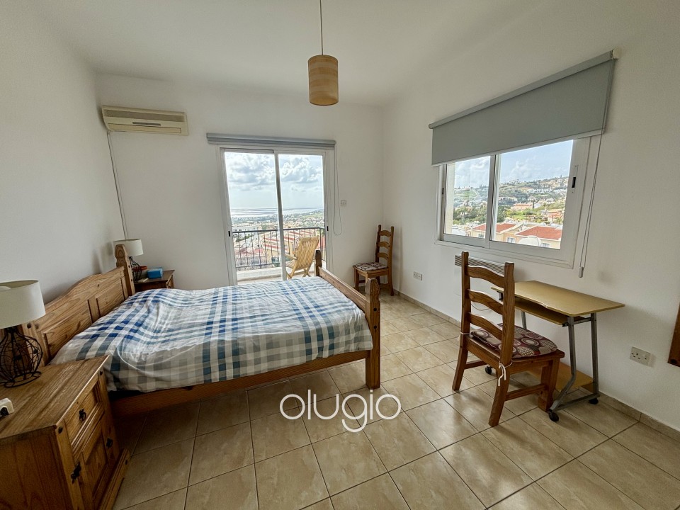 Town House For Sale  in  Peyia