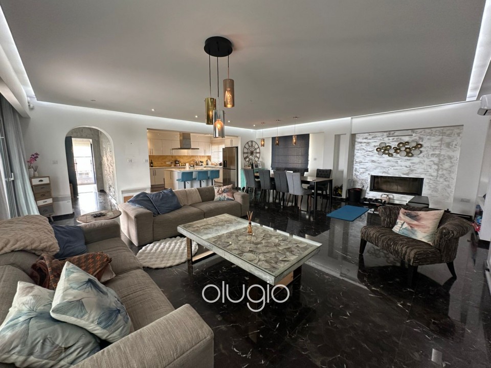 Penthouse For Rent in Yeroskipou