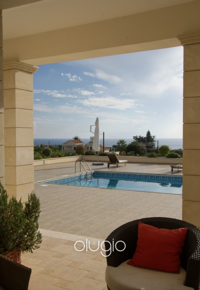 Detached Villa For Rent in Sea Caves - St.George