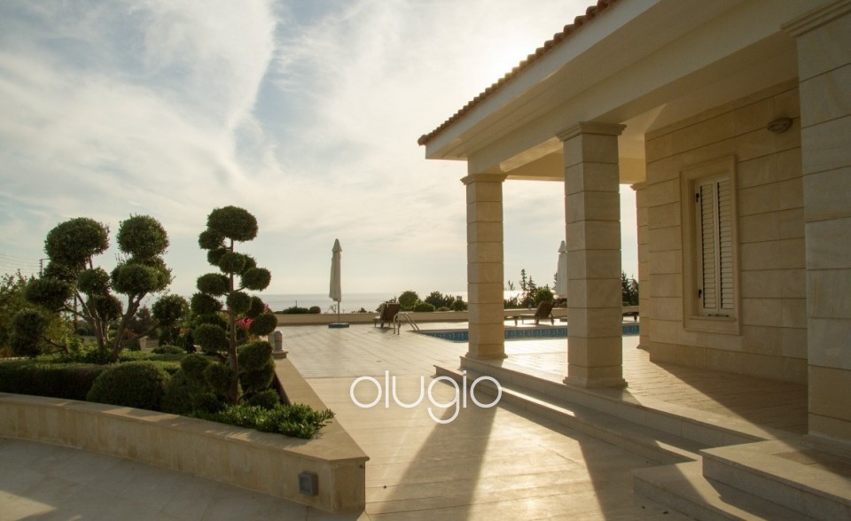 Detached Villa For Rent in Sea Caves - St.George
