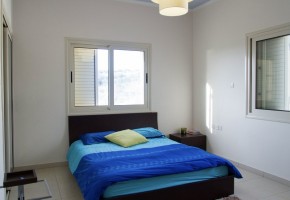 Detached Villa For Rent in Sea Caves - St.George