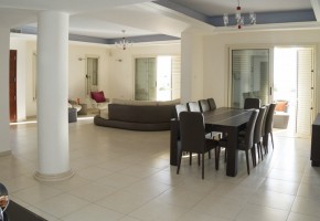 Detached Villa For Rent in Sea Caves - St.George