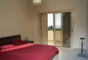 Detached Villa For Rent in Sea Caves - St.George