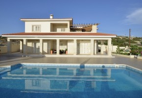 Detached Villa For Rent in Sea Caves - St.George