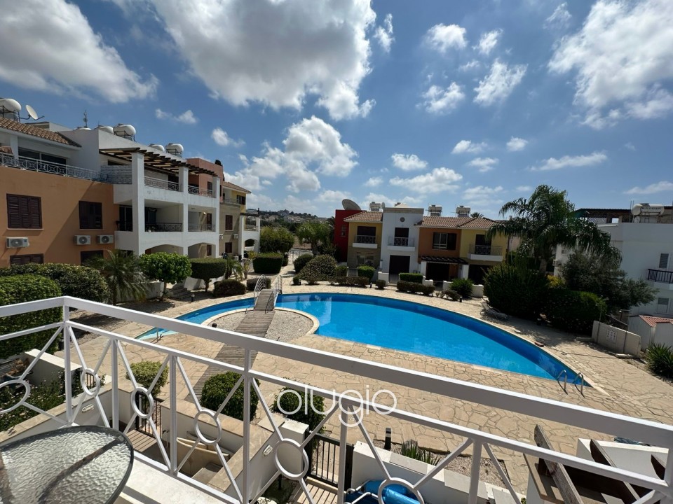 Town House For Rent in Tombs of the Kings
