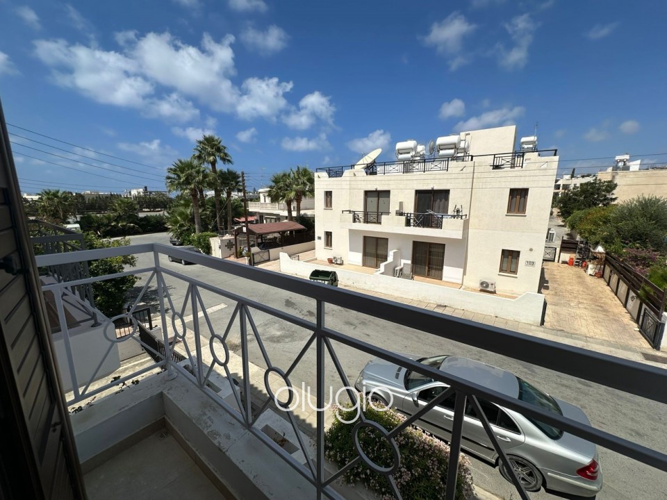 Town House For Rent in Tombs of the Kings