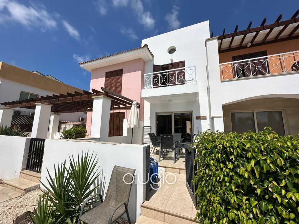 Town House For Rent in Tombs of the Kings