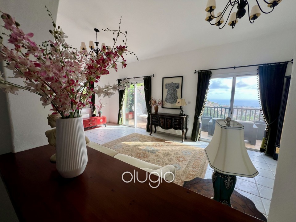 Detached Villa For Rent in Kamares - Tala